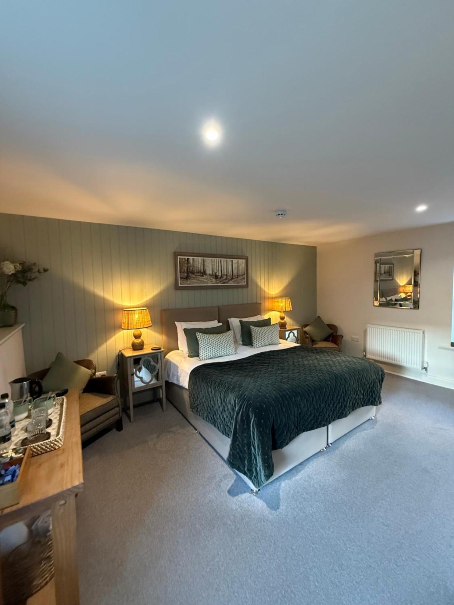 The Red Lion Inn อัลน์มัธ ภายนอก รูปภาพ
