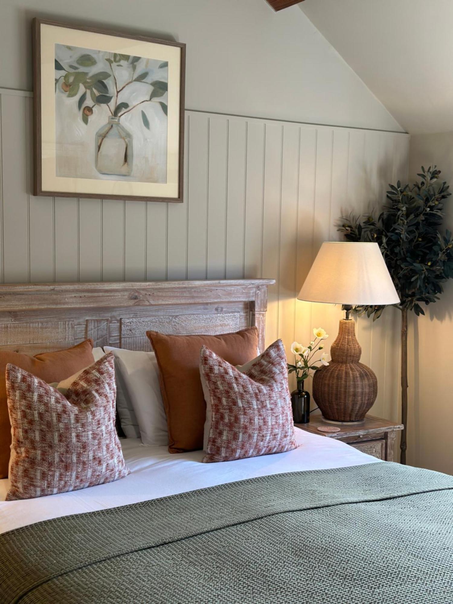 The Red Lion Inn อัลน์มัธ ภายนอก รูปภาพ